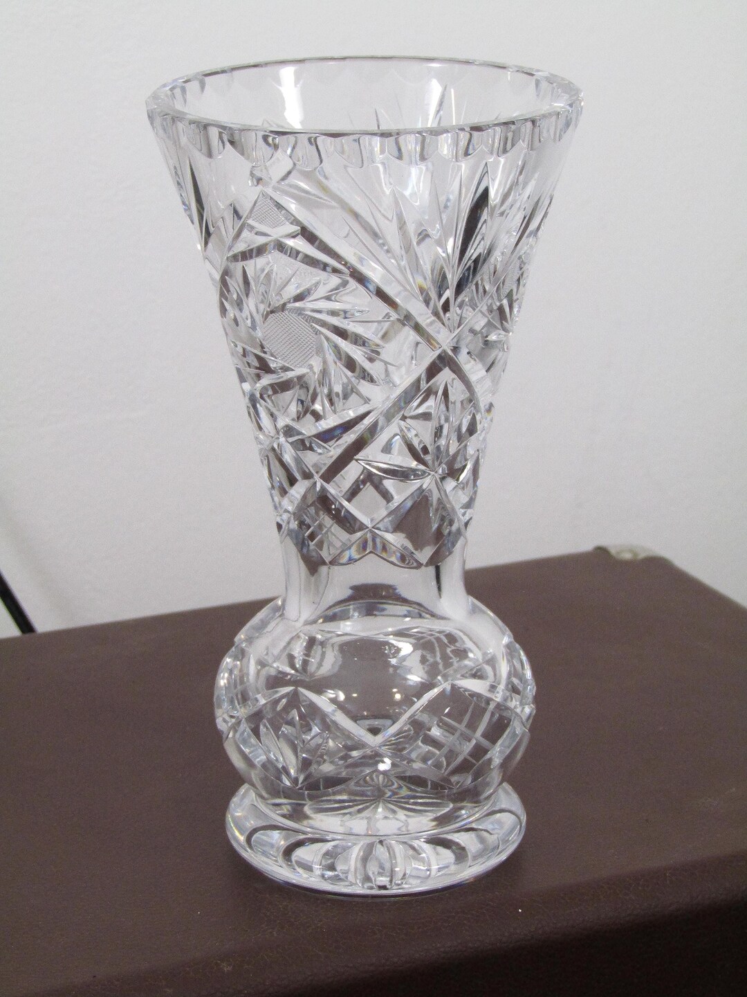 Beautiful Vintage 24% Lead Crystal Cut Glass Waisted Vase Pinwheels ...