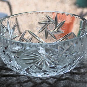 Schöne Vintage Crystal Cut Glasschüssel Große schwere 8 