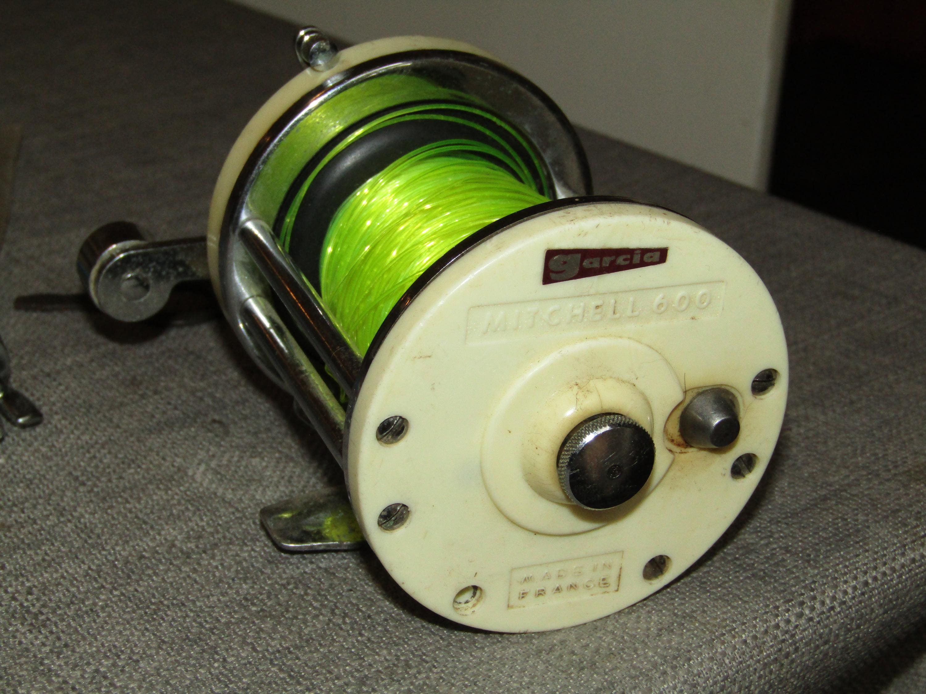 2022 daiwa spinning reels Daiwa EXIGLT4000D Exist G LT Spinning Reel