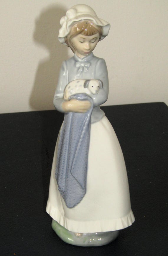 Lladro Nao GIRL Holding Puppy Blue Blanket 'sweet Girl My Pup