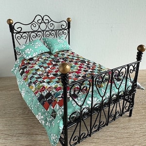 Liberty miniature patchwork dolls house quilt 1:12