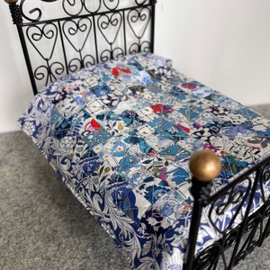 Liberty miniature patchwork dolls house quilt 1:12 scale