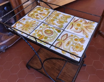 Carrito de bar francés vintage con azulejos Villeroy & Boch, mesa auxiliar con ruedas, carrito metálico de mediados de siglo (c. 1960), soporte para plantas, estilo industrial chic.