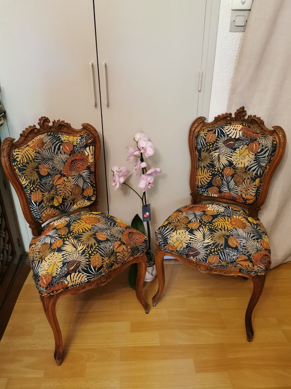 Pair of Louis XV Style Armchairs – Reupholstered French Vintage Chairs with Modern Botanical Fabric