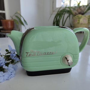 Teiera vintage "The Tea Toaster" - Teiera in ceramica verde menta, decorazione retrò anni '50 per la cucina, oggetto da collezione Mid-Century Modern, pezzo da esposizione, regalo