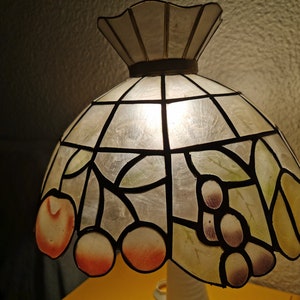 Very beautiful white cream mother-of-pearl chandelier in brass with vintage fruit crown from the 1960s France Kitchen decoration living room bedroom entrance