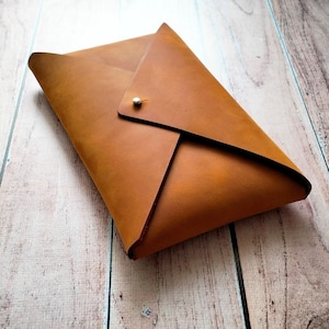Handmade Leather Envelope Clutch: Women&#39;s Handbag Wallet