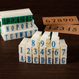 10 timbri numerici, 26 timbri con lettere maiuscole, timbri con simboli, set di timbri in gomma, set di timbri in gomma con lettere, timbri in gomma, timbri in maiuscolo