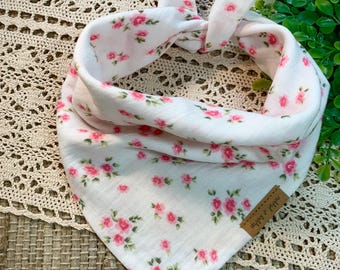 Pink Ditsy Flowers Muslin Dog Bandana/Double Gauze/Cottagecore/Tie On/Family Pet Portrait Photos/Dog Mom/Gift Puppy Cat/Large Small Breed