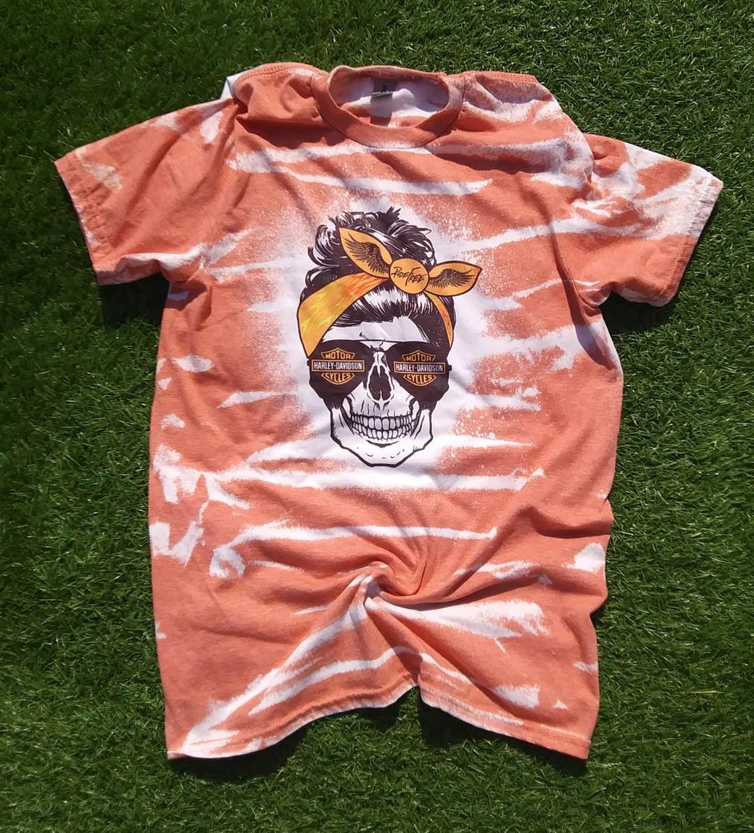 Biker Lady Messy Bun Skull Motorcycle Bandana Glasses T-shirt - Etsy