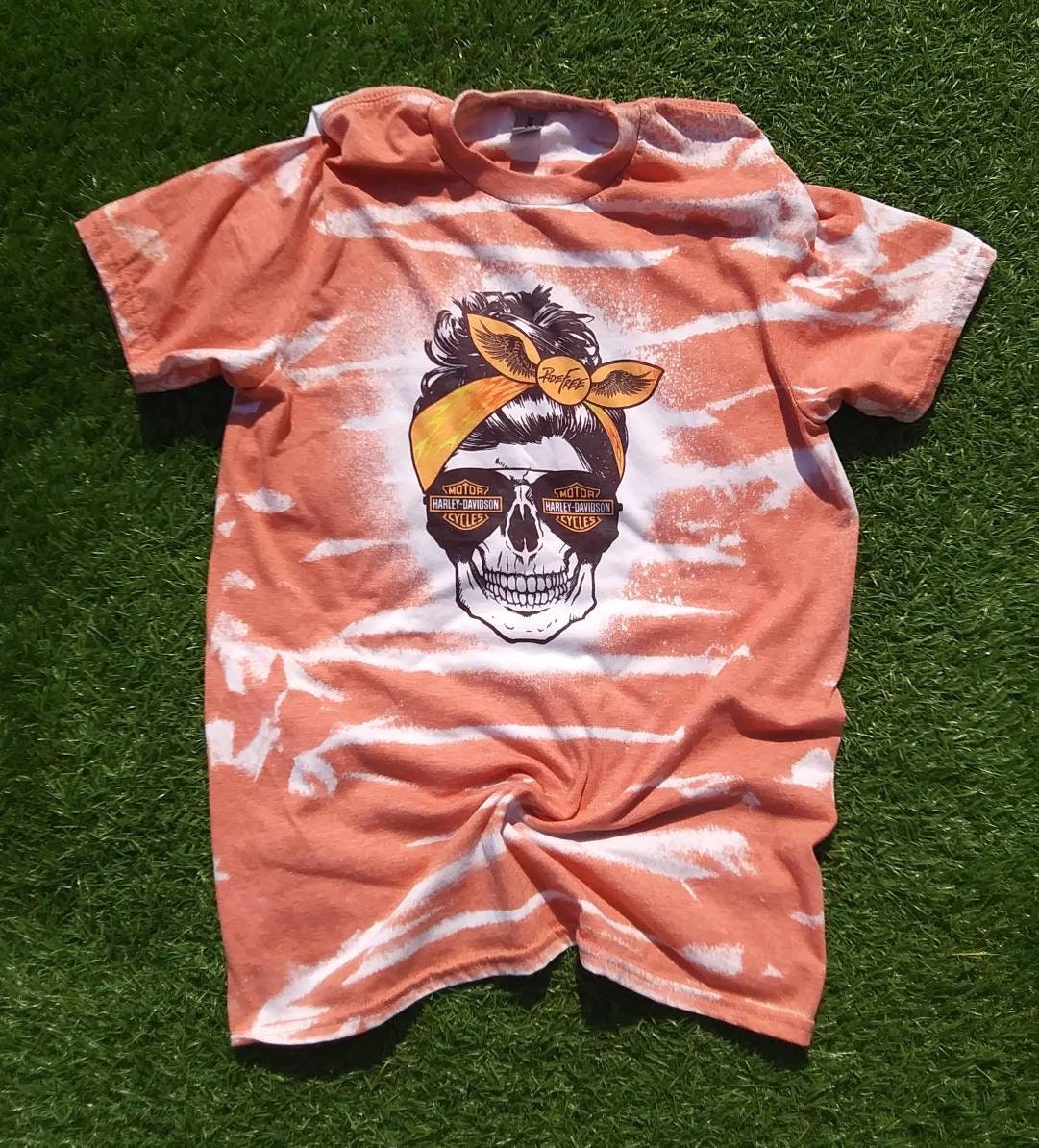 Biker Lady Messy Bun Skull Motorcycle Bandana Glasses T-shirt - Etsy