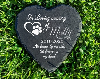 Gepersonaliseerde PET donkergrijze hartvormige gedenkplaat leisteen in de maat 10 x 10 cm, 25 x 25 cm kat hond grafsteen