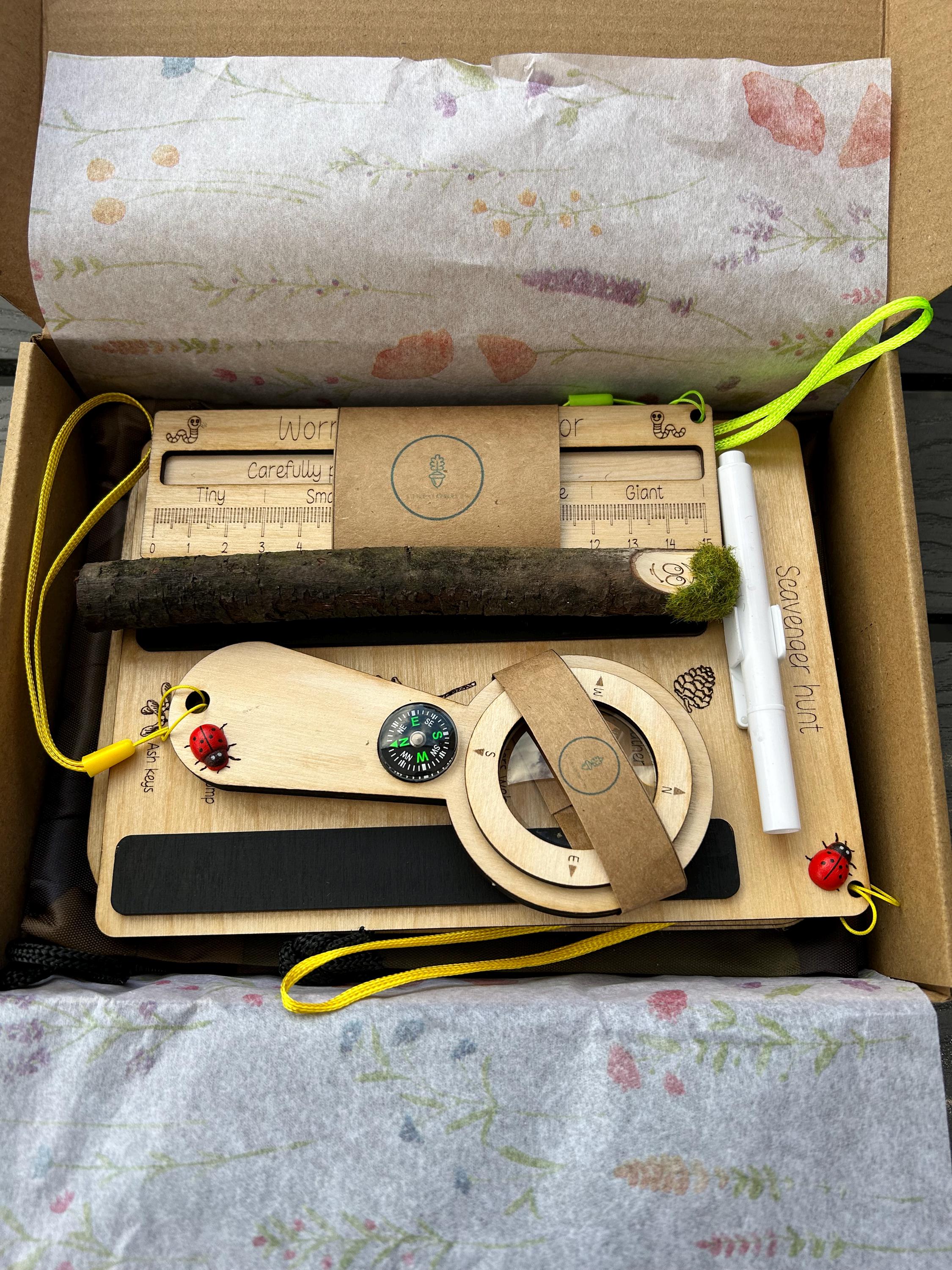 YOPINSAND – Kit D’exploration Nature Avec Sac à Dos, Chapeau, Jumelles, Loupe, Filet à Insectes – Jouet D’aventure Plein Air Pour Enfant