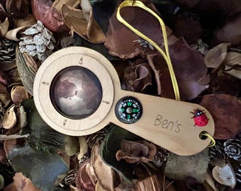 Outdoor Explorer's Magnifying Glass - Built-In Compass, 5x Lens