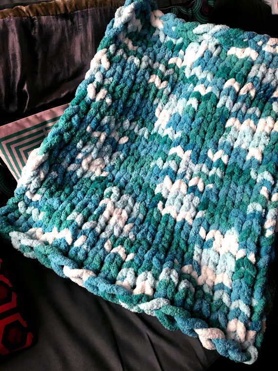 Hand knit chunky outlet baby blanket