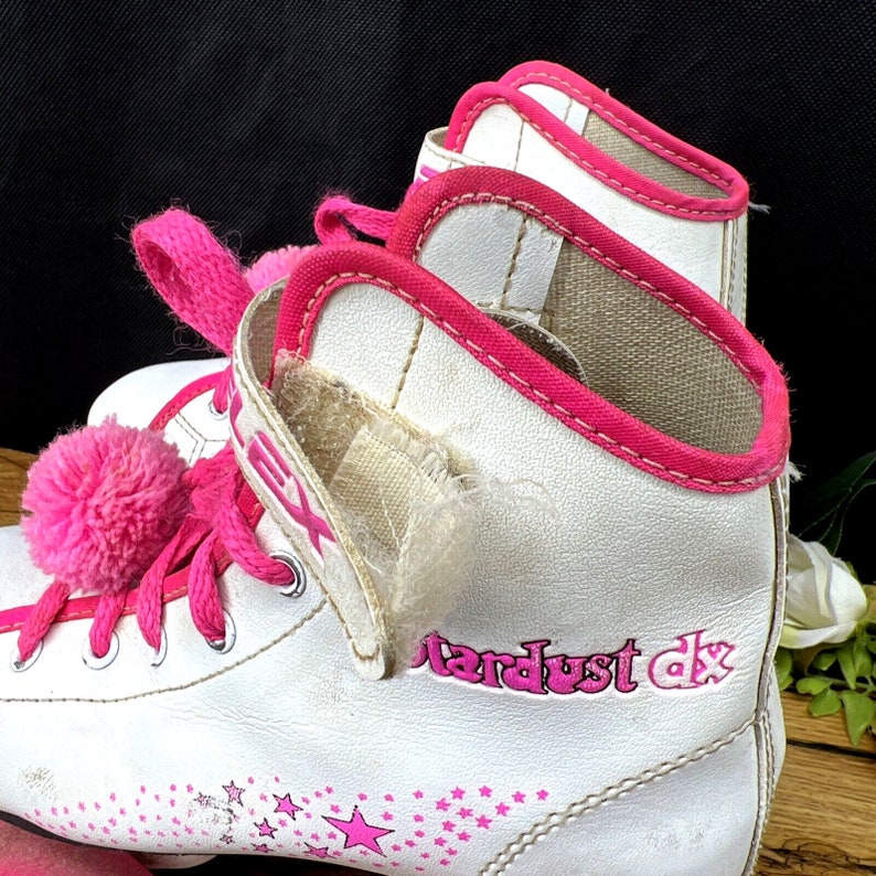 Vintage 80s 90s Variflex Youth Stardust DX Rosa Blanco Retro PomPom Patines imagen 5