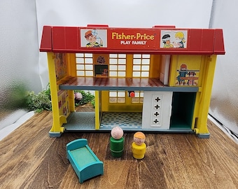 Hôpital pour enfants Fisher Price Play Family vintage Little People - 1976