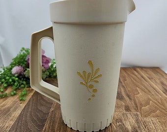 Vintage Tupperware 1QT Almond Push Button Pitcher 874 8 Vintage Made in the USA
