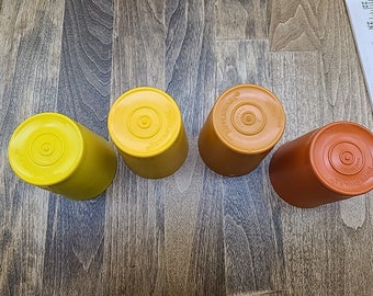 Vintage Tupperware Set de 4 tazas de jugo 6 oz colores de cosecha #1251