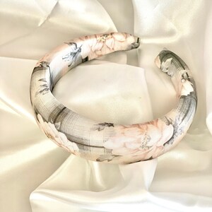 Axy Cerchietto Per Capelli Imbottito Effetto Metallizzato HRK2B - Largo 3,2 Cm, Realizzato A Mano In Poliestere E Gommapiuma - Accessorio Elegante Per Donna (Rosa Chiaro)