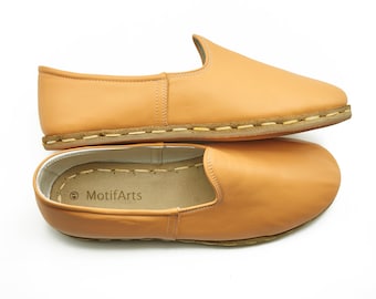 Handmade Turkish Leather Yemeni Shoes: Men's Mustard Slip-Ons