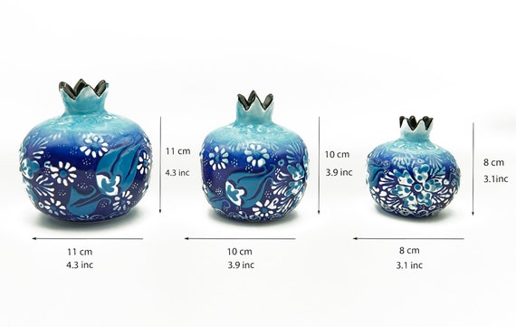 青い花装飾の陶器花瓶 トルコ陶器のザクロ花瓶セット：青い花飾り - Etsy 日本