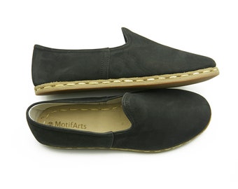 Black Nubuk Leather Yemeni Shoes: Handmade Turkish Slip-Ons