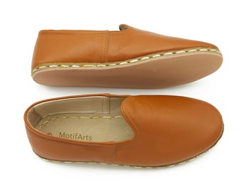 Tan Leather Yemeni Shoes: Handmade Turkish Slippers