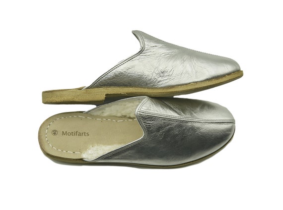 Comfy outdoor online slippers
