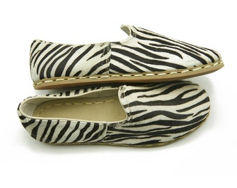 Zebra Print Yemeni Shoes: Handmade Turkish Leather Slippers