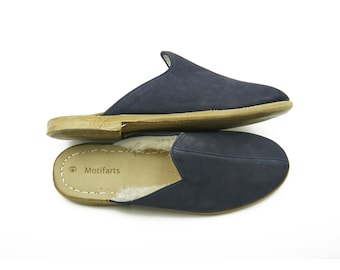Pantuflas de piel de oveja azul para hombre: pantuflas sin cordones de piel orgánica hechas a mano