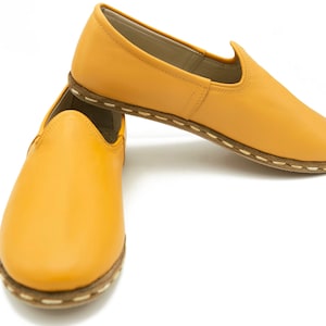 Yellow Color Yemeni Shoes , Women&#39;s Shoes , Turkish Handmade Leather Slippers , Barefoot Shoes , Gift For Her, Boho Shoes, Travel Shoes