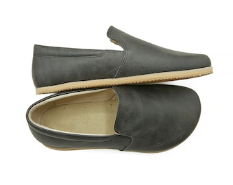 Women's Handmade Barefoot Black Leather Slip-Ons - Bohemian Yemeni Loafers - Daily Use Comfy Slip-Ons - Earthing Organic Wide Toe Box Shoes