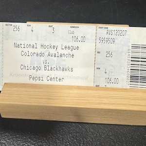Avalanche vs Blackhawks 10/03/11 Ticket Stub Item #PHK3781