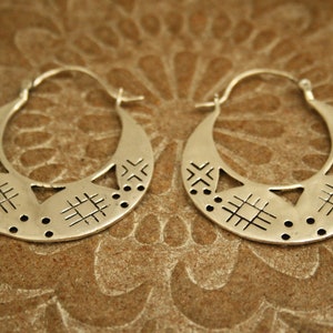 Silver tribal hoop earrings. Earrings for bohemian women.