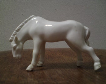 Vintage Chinese Dehua Blanc De Chine Porcelain Horse - Miniature Figure