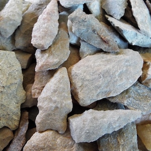 1 LB, Assorted Arrowheads