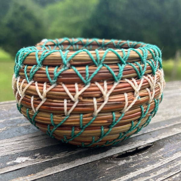 Mini Pine Needle Basket