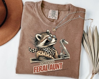 Comfort Colors Pregnancy Reveal to Sister Auntie Shirt, Somebody's Feral Aunt Shirt, Racoon Shirt, Feral Aunt Shirt, Pregnancy Reveal Gift