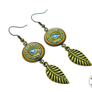 Colgantes de plumas con mandala de sol, joyería bohemia antigua única, dije vintage, accesorio colgante boho hippie, BohoLoveObsession