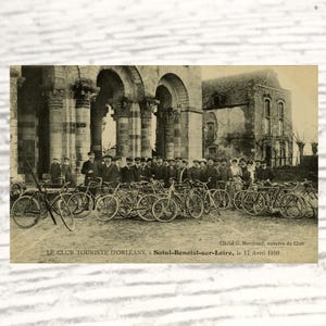 Vintage Radsportpostkarte, französisches Original 1900s, antike Retro Sportfoto-Postkarte, Le Club Touriste d'Orleans 1910, alte Fahrräder