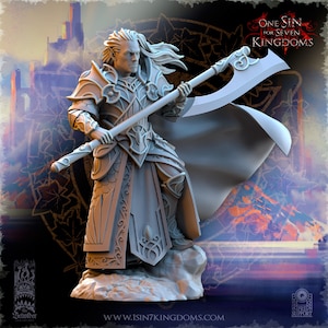 Op de afbeelding: Een grijs plastic miniatuurfiguur van een krijger met lang blond haar, die een sierlijke bepantsering draagt en een grote bijl vasthoudt. Het figuur staat op een rotsachtige basis. De achtergrond is een wazig beeld van een fantasielandschap. De tekst "One Sin for Seven Kingdoms" is zichtbaar in de rechterbovenhoek van de afbeelding.