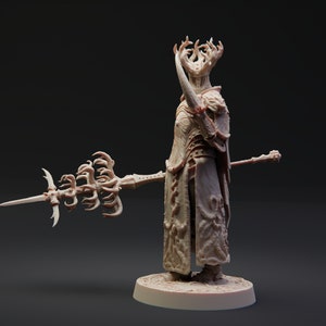 Pinnacle Knight / Tabletop Model / Miniature Figurine | Realstone Miniatures