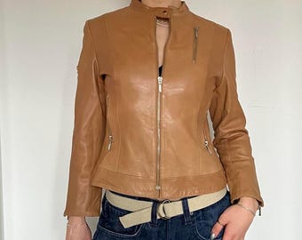 Tankleurig echt leren motorjack dames – slimfit bikerstijl – 100% echt leer
