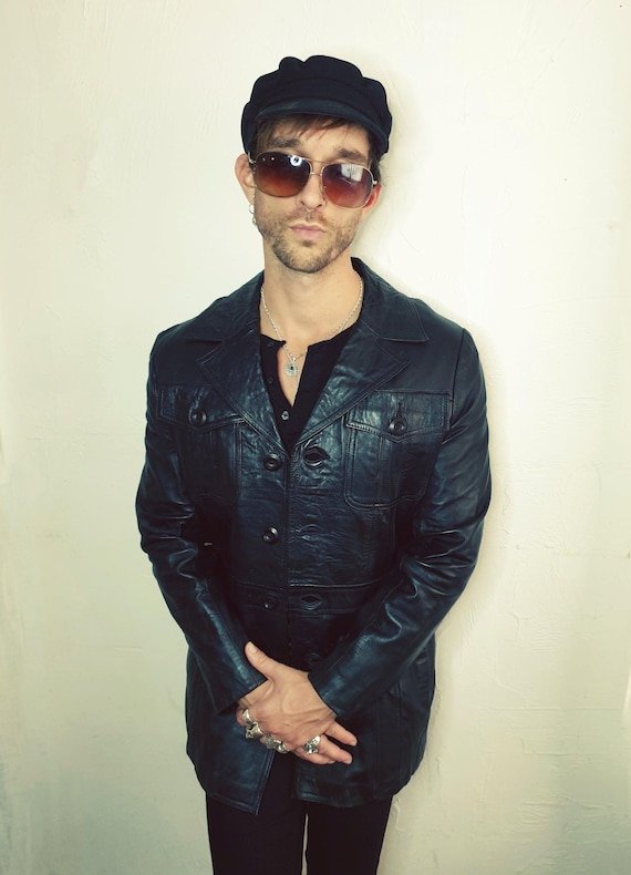 ジャケット・アウター 70s WELLINGTON LEATHERS Leather Jacket Vintage 1970s Black Leather Coat – Timeless Rock N Roll Flair Mens