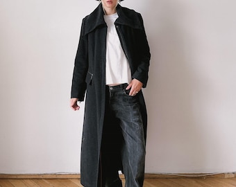 Vintage Long Black Wool Coat for Women | Minimalist Elegant Winter Coat | Classic Tailored Overcoat