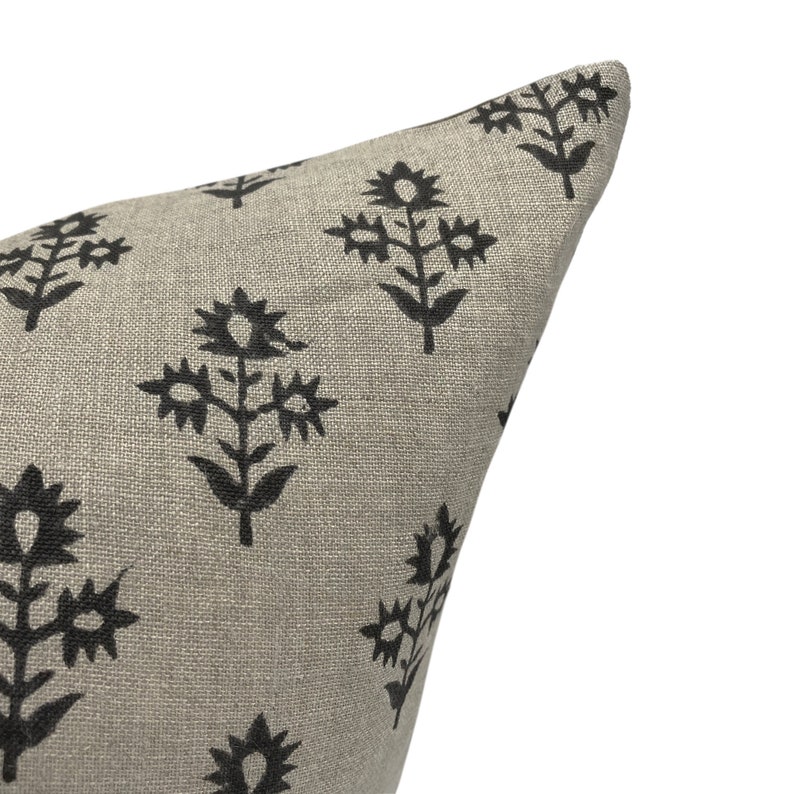 CountryRoadTextiles Owen Linen Pillow Cover - Thumbnail 4