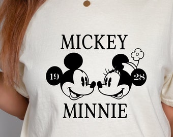 Retro Mouse Couple Svg, Customize Family Trip SVG, Retro Mouse Svg, Vinyl Cut File, Ai Printable Design File, Mouse Sketch, Disneyland Png