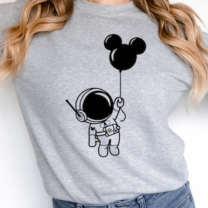 Kosmonaut Silhouette, Maus Ballon, Astronaut SVG, Familienreise SVG, niedlicher Weltraum Astronaut, Maus SVG, Astronaut Ballons svg png