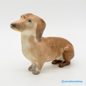 Dachshund, rare vintage Aquincum Budapest porcelain figurine